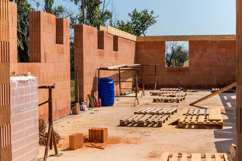 casa-en-construccion-LJGUW5JX5FFITOWAC2WQNLWK4Y